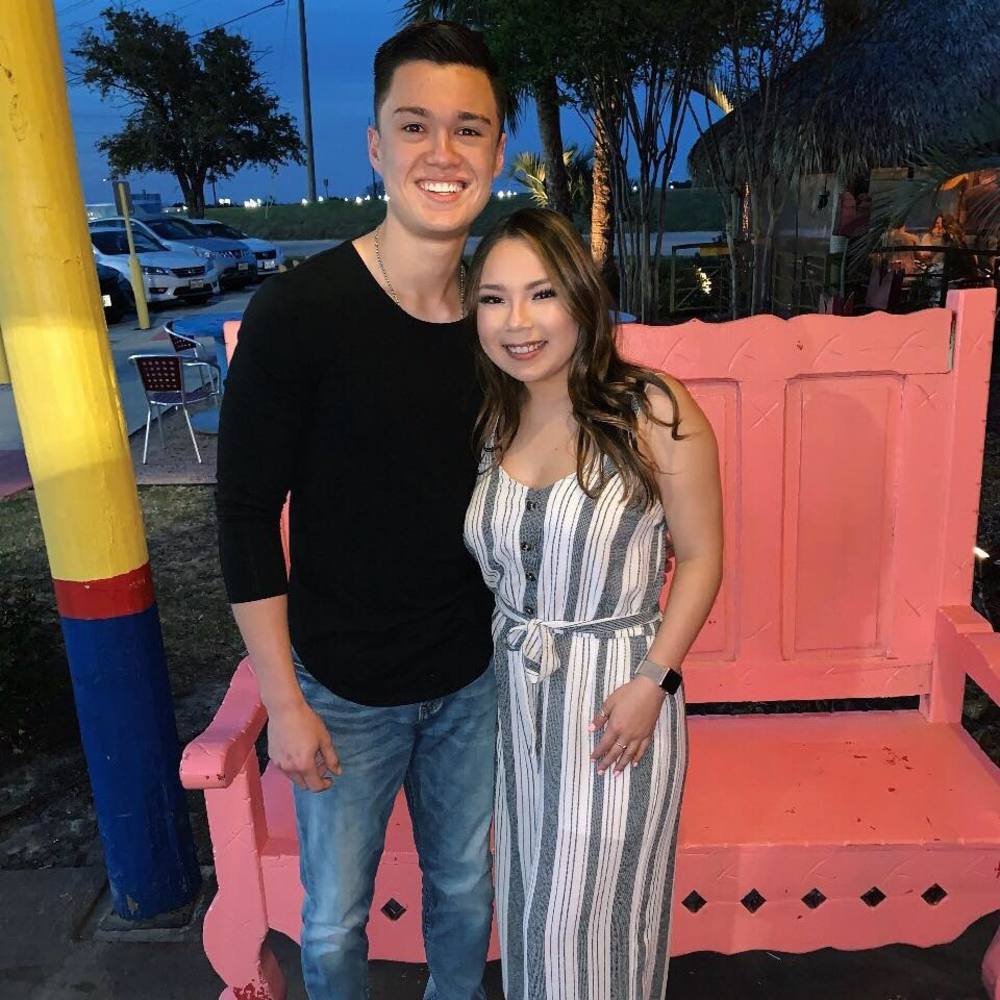 Meet your Posher, Alexis